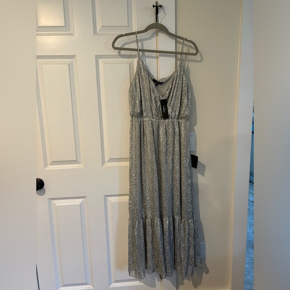 NWT Lulu’s Dress - Picture 1 of 4